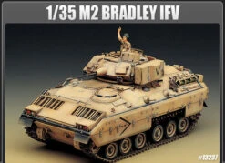 Academy 13237 M2 Bradley