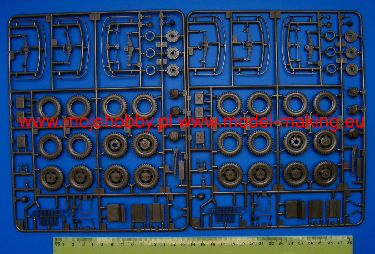 Tamiya 35218 US 2 1/2 Ton 6x6 Cargo Truck 8 Tamiya 35218 US 2 1/2 Ton 6x6 Cargo Truck - Image 6