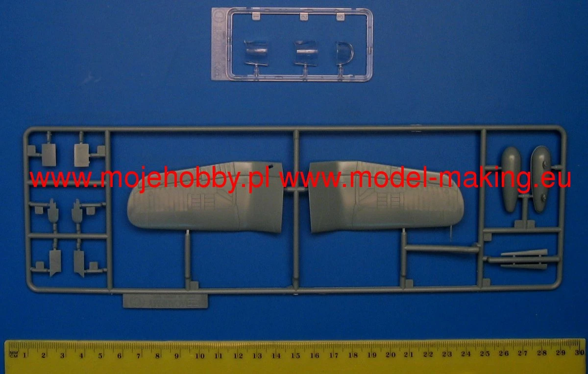 Academy 12457 F4U-1 CORSAIR 11 Academy 12457 F4U-1 CORSAIR - Image 9