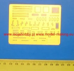 MiniArt 35074 DINGO Mk.II SCOUT CAR W/CREW -Toy Model Store 1652 1 mna35074 5