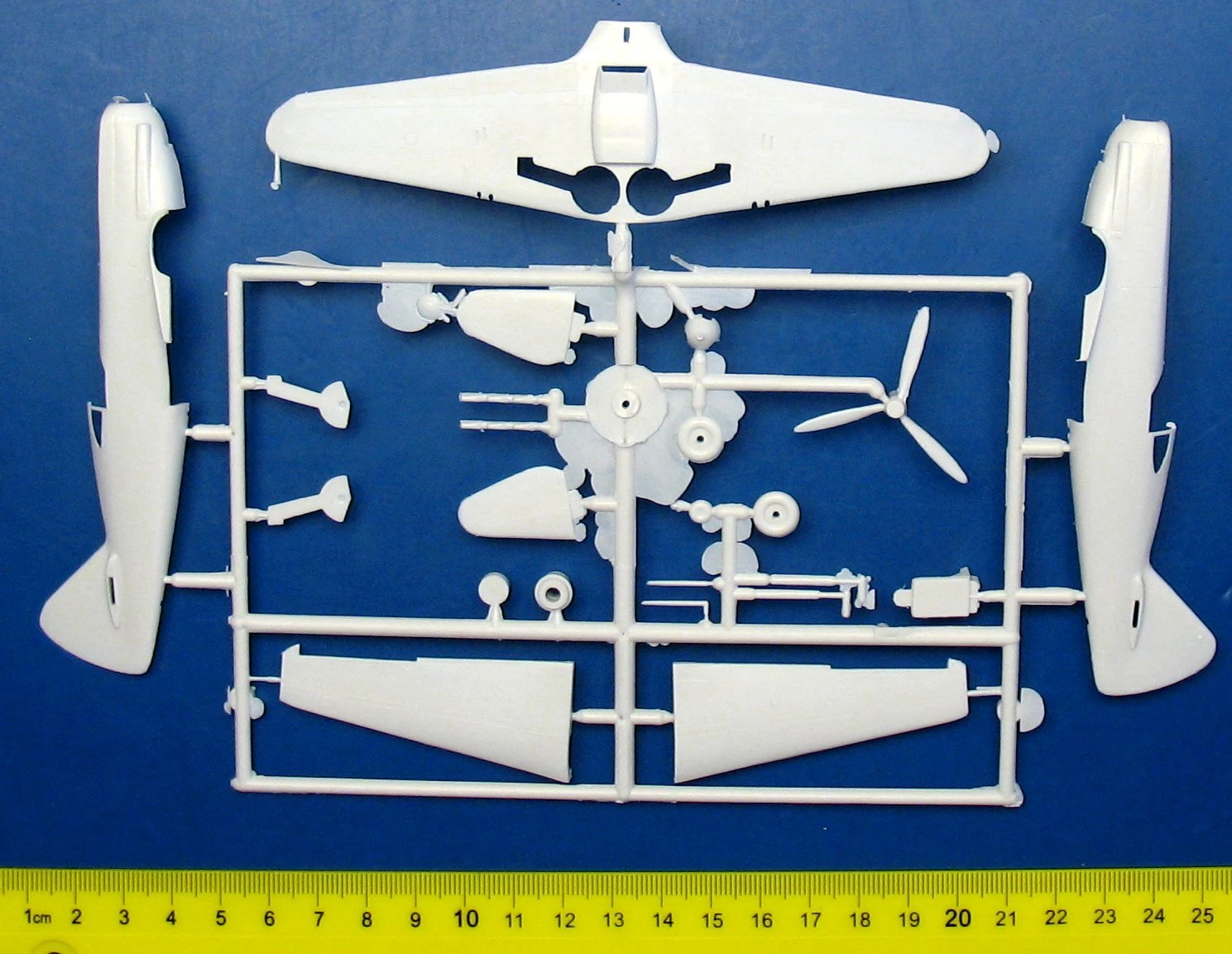 MisterCraft D216 Devoitine D-520 CI 5 MisterCraft D216 Devoitine D-520 CI - Image 3