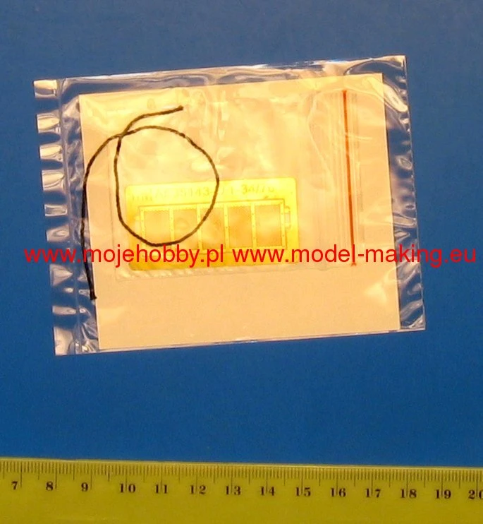 AFV Club 35S51 Soviet T-34/76 Model.1942 (Factory 112) Tank With Clear Turret And Upper Hull 4 AFV Club 35S51 Soviet T-34/76 Model.1942 (Factory 112) Tank With Clear Turret And Upper Hull - Image 2