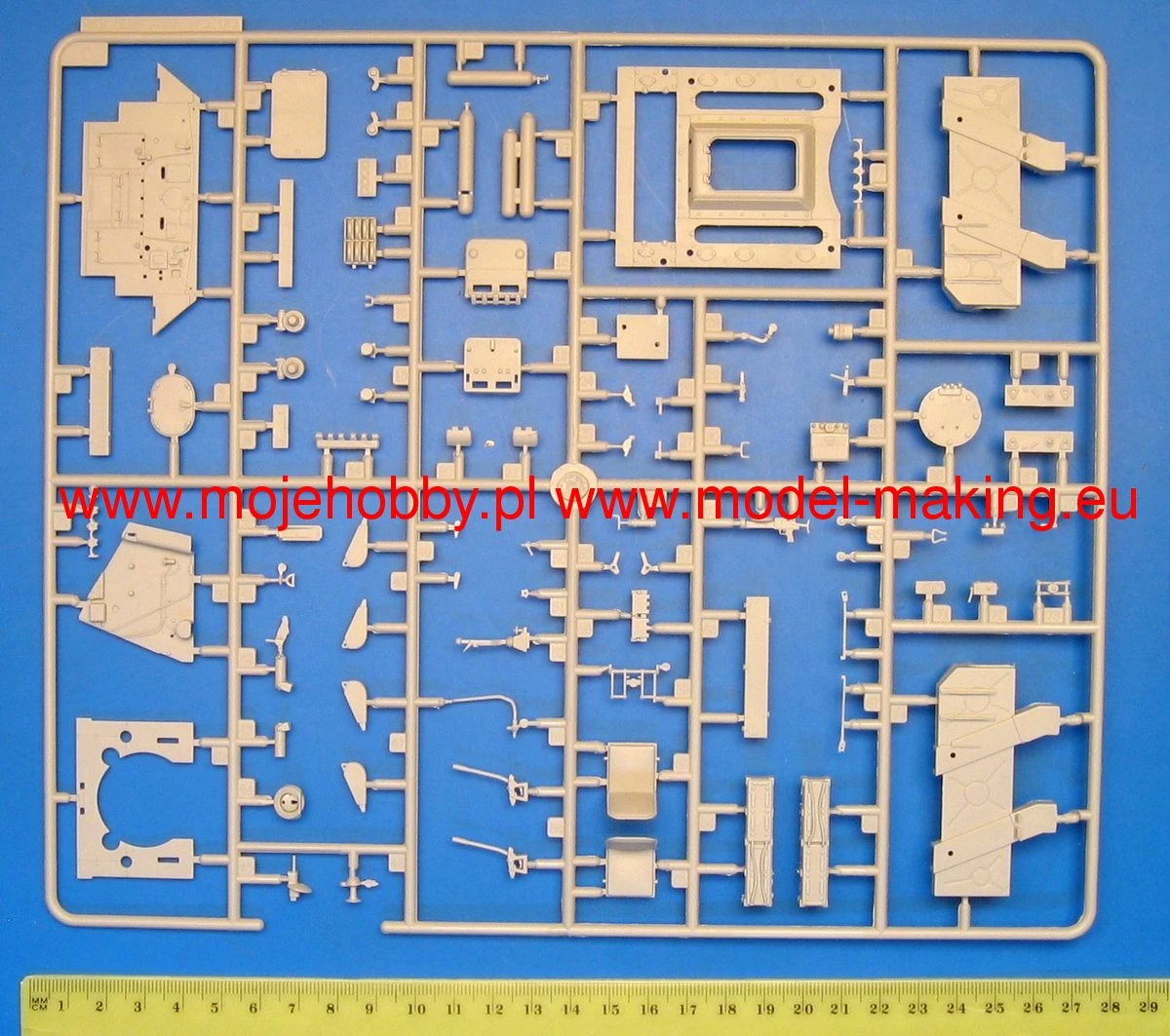 AFV Club 35S51 Soviet T-34/76 Model.1942 (Factory 112) Tank With Clear Turret And Upper Hull 12 AFV Club 35S51 Soviet T-34/76 Model.1942 (Factory 112) Tank With Clear Turret And Upper Hull - Image 10