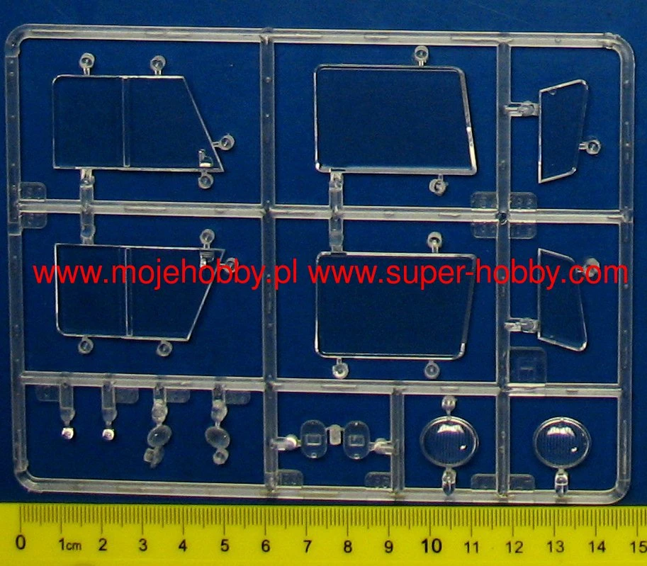 Revell 07009 VW Typ 2 T1 Samba Bus 12 Revell 07009 VW Typ 2 T1 Samba Bus - Image 10