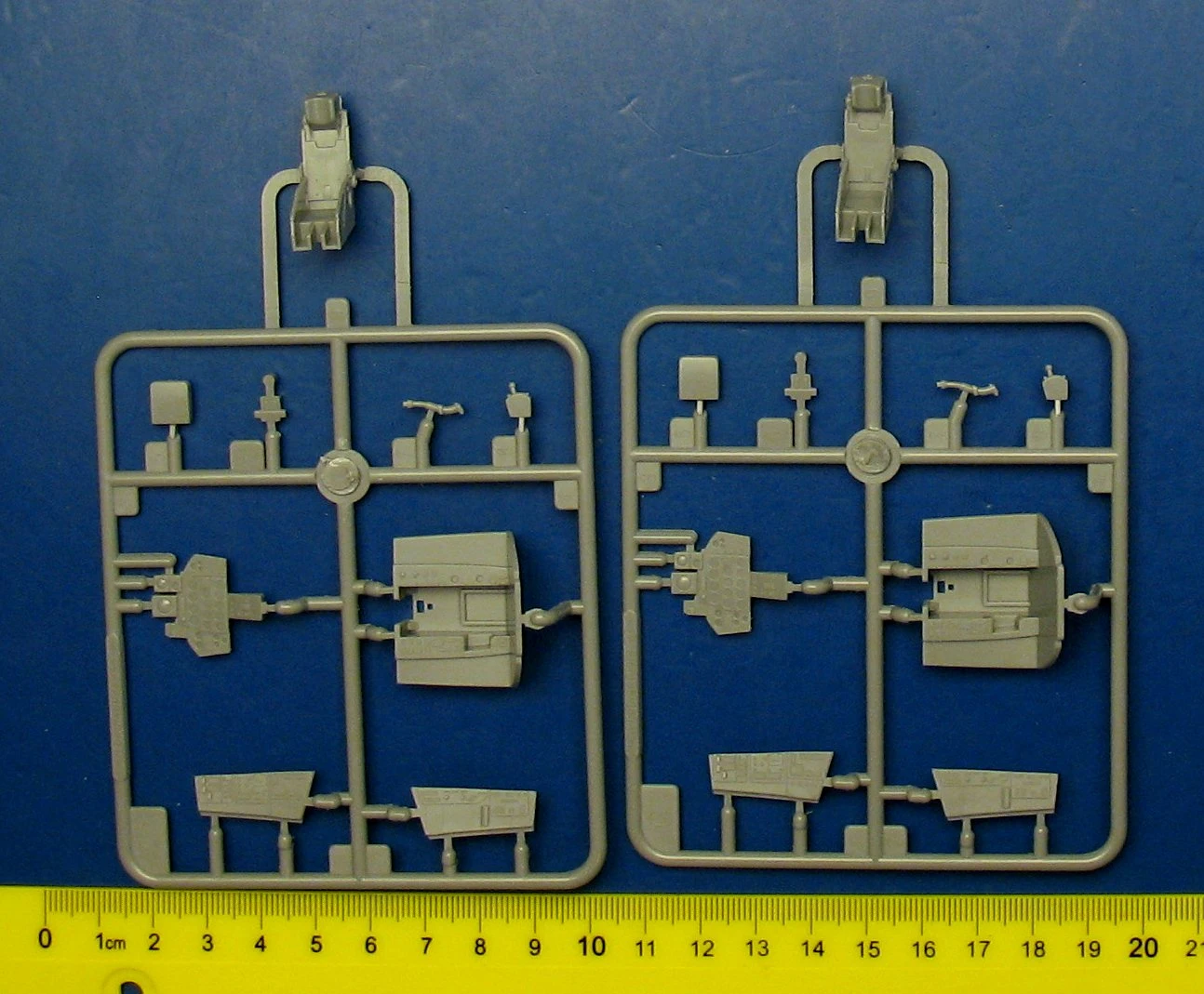 Trumpeter 02897 Su-9U Maiden 11 Trumpeter 02897 Su-9U Maiden - Image 9