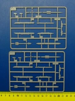 Trumpeter 01678 Russian Su-33 Flanker D With Flight Deck -Toy Model Store 19015 1 tru01678 10