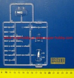 Kinetic 48035 Harrier FRS1 -Toy Model Store 19649 1 kin48035 2