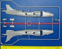 Kinetic 48035 Harrier FRS1 -Toy Model Store 19649 1 kin48035 8