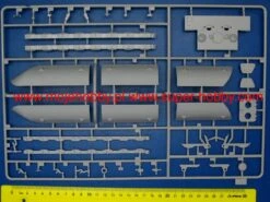Amusing Hobby 35A016 Flakpanzer E-100 8,8cm Flakzwilling -Toy Model Store 20327 1 amu35a016 7
