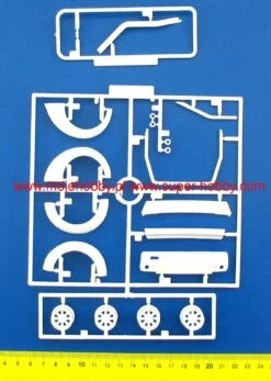 Aoshima 05349 Nissan KPGC110 Skyline 2000GT-R -Toy Model Store 21197 1 aos05349 3