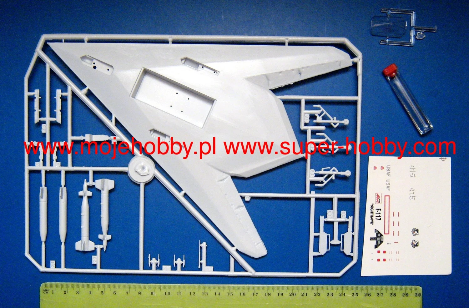 Aeroplast 90014 Lockheed F-117A Nighthawk (Operacja Pustynna Burza) 3 Aeroplast 90014 Lockheed F-117A Nighthawk (Operacja Pustynna Burza) - Image 2