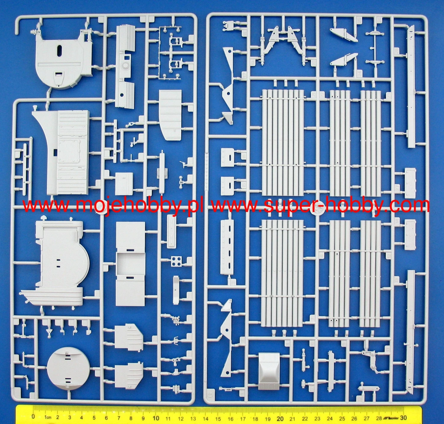 Trumpeter 01032 9P138 Grad-1 On ZIL-131 6 Trumpeter 01032 9P138 Grad-1 On ZIL-131 - Image 4