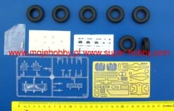 Trumpeter 01032 9P138 Grad-1 On ZIL-131 20 Trumpeter 01032 9P138 Grad-1 On ZIL-131 -Toy Model Store 24377 1 tru01232 6