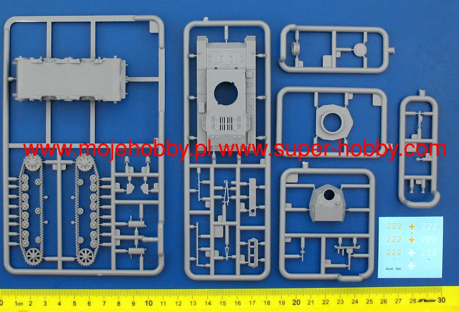 IBG WAW006 The World At War Panzerkampfwagen III Ausf. B 4 IBG WAW006 The World At War Panzerkampfwagen III Ausf. B - Image 2
