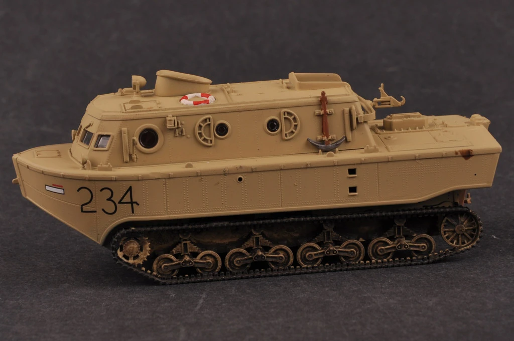 Hobby Boss 82918 German Land-Wasser-Schlepper (LWS) Amphibi Tractor Early Production 7 Hobby Boss 82918 German Land-Wasser-Schlepper (LWS) Amphibi Tractor Early Production - Image 5