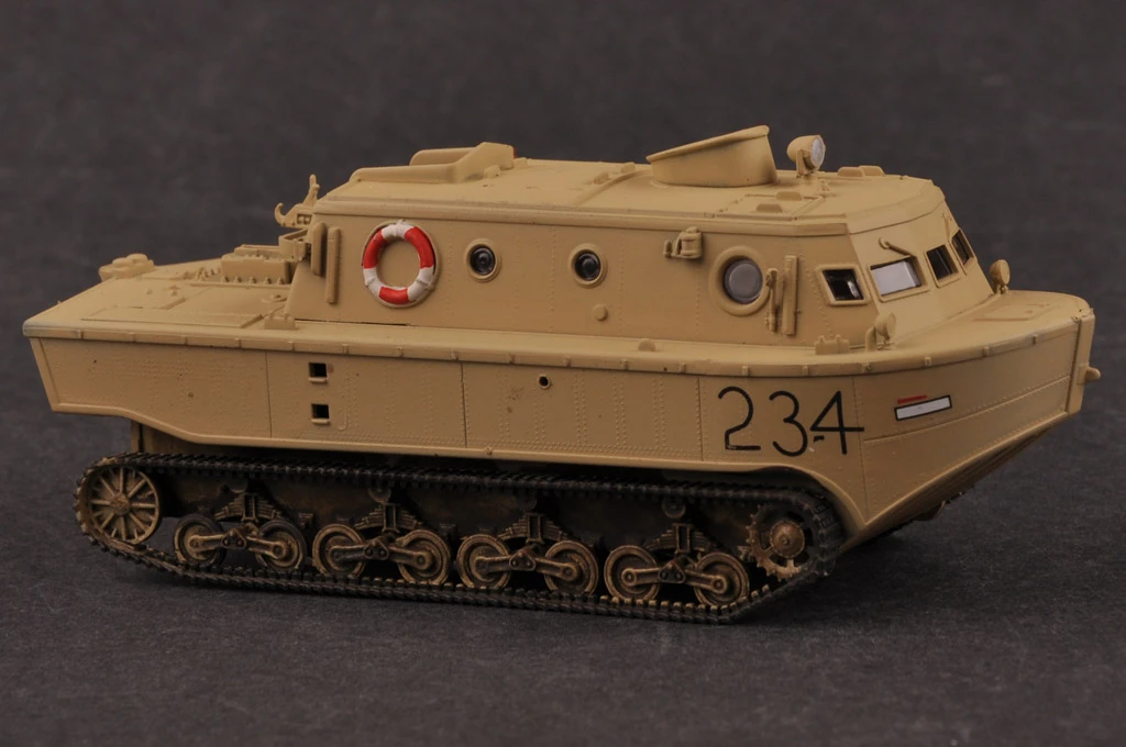 Hobby Boss 82918 German Land-Wasser-Schlepper (LWS) Amphibi Tractor Early Production 8 Hobby Boss 82918 German Land-Wasser-Schlepper (LWS) Amphibi Tractor Early Production - Image 6