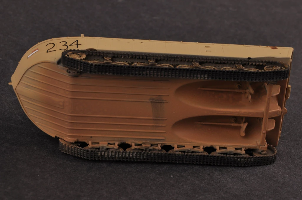 Hobby Boss 82918 German Land-Wasser-Schlepper (LWS) Amphibi Tractor Early Production 10 Hobby Boss 82918 German Land-Wasser-Schlepper (LWS) Amphibi Tractor Early Production - Image 8