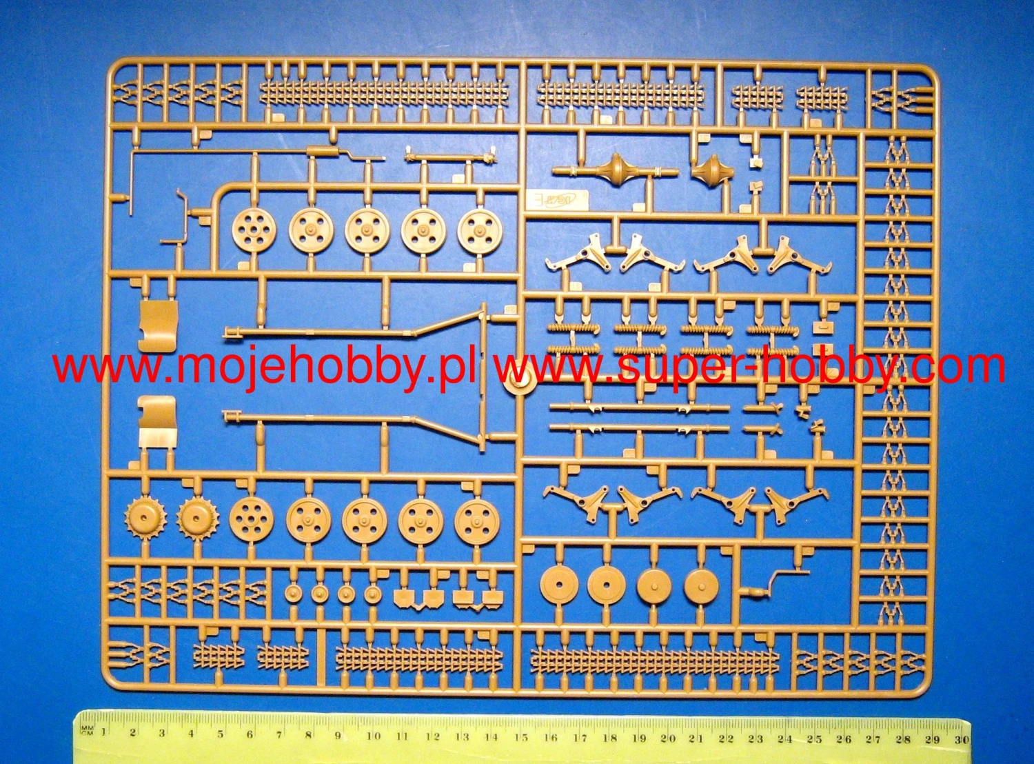 ICM 35412 Ford V3000S/SS M (Sd.Kfz.3b) Maultier 11 ICM 35412 Ford V3000S/SS M (Sd.Kfz.3b) Maultier - Image 9