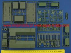 UM MT 678 Armored Train Of Type BP-43 "Soviet Railroader" -Toy Model Store 29174 1 mt678 2