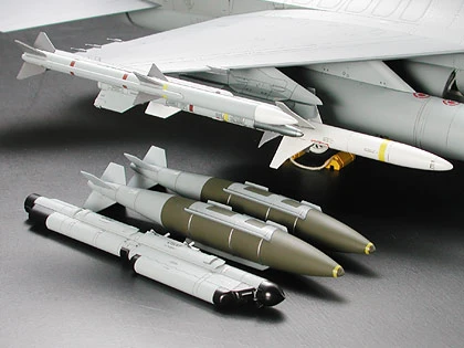Tamiya 60315 F-16 CJ Block 50 12 Tamiya 60315 F-16 CJ Block 50 - Image 10