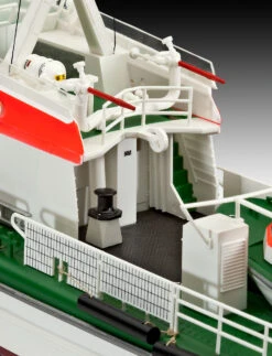 Revell 05683 SAR DGzRS Arkona And Westand Seaking Mk.41 "Search And Rescue" Model Set -Toy Model Store 33031 rev05683 4