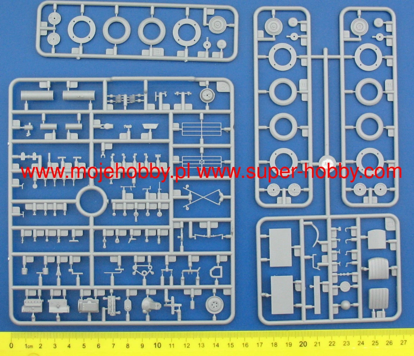 MiniArt 38018 Cabriolet B German Car Type 170V 5 MiniArt 38018 Cabriolet B German Car Type 170V - Image 3