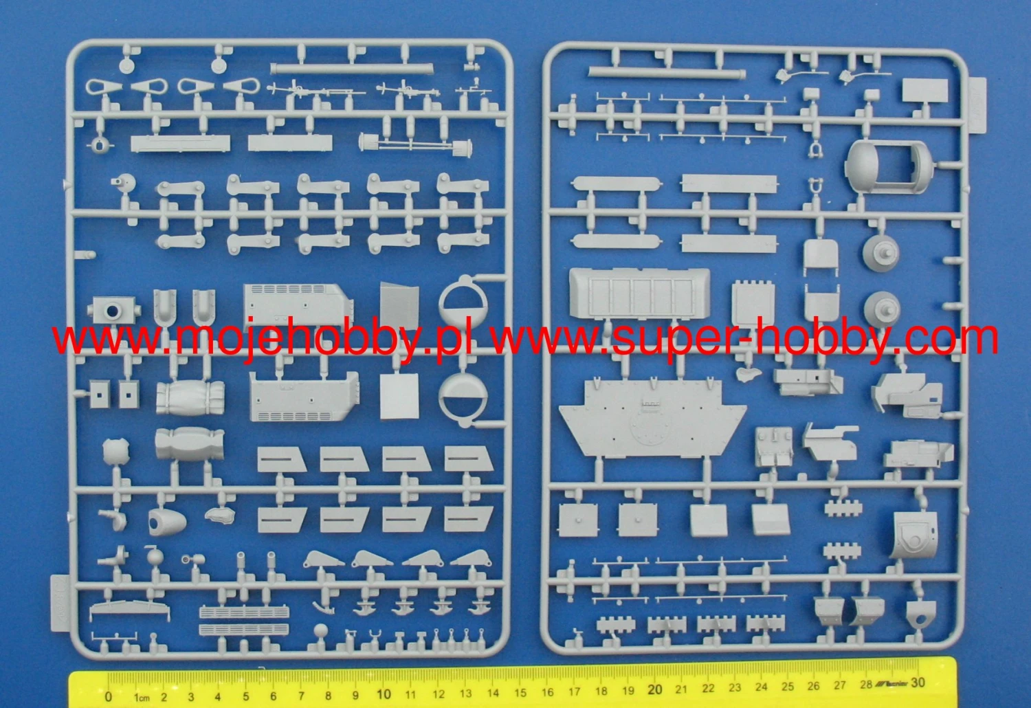 ICM DS3505 Battle Of Kursk (July 1943) (T-34-76 (early 1943), Pak 36(r ) With Crew (4 Figures)) 10 ICM DS3505 Battle Of Kursk (July 1943) (T-34-76 (early 1943), Pak 36(r ) With Crew (4 Figures)) - Image 8