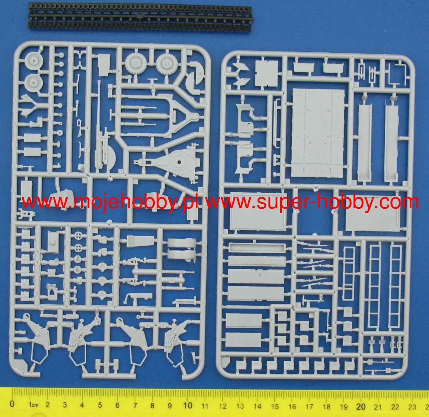 ACE 72573 3,7cm Flak 36 Auf Fahrgestell MZgKw 5t Sd.Kfz. 6/2 9 ACE 72573 3,7cm Flak 36 Auf Fahrgestell MZgKw 5t Sd.Kfz. 6/2 - Image 7