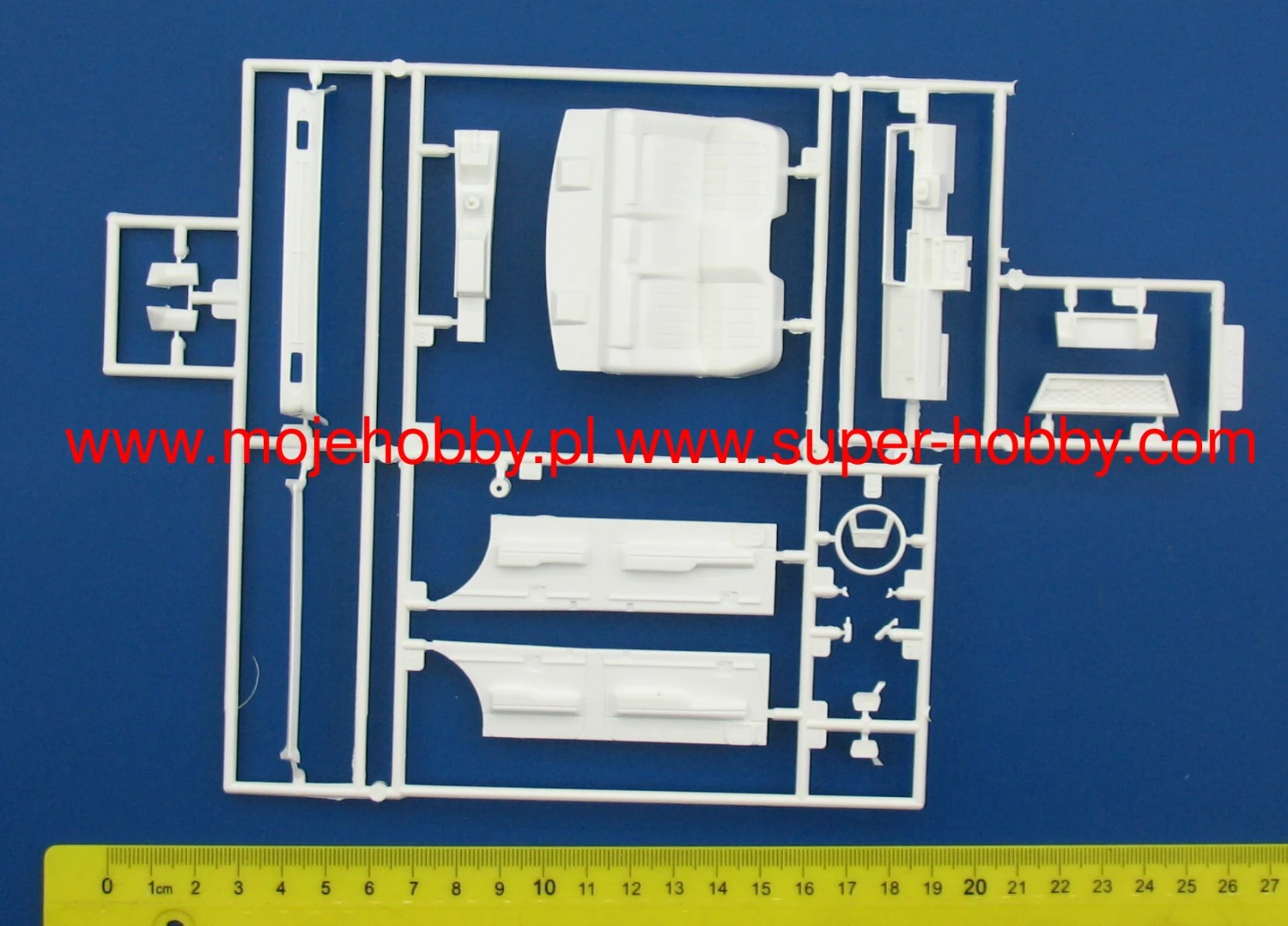 Fujimi 037646 Toyota Mark II GX61 Grande Twincam 24 4 Fujimi 037646 Toyota Mark II GX61 Grande Twincam 24 - Image 2