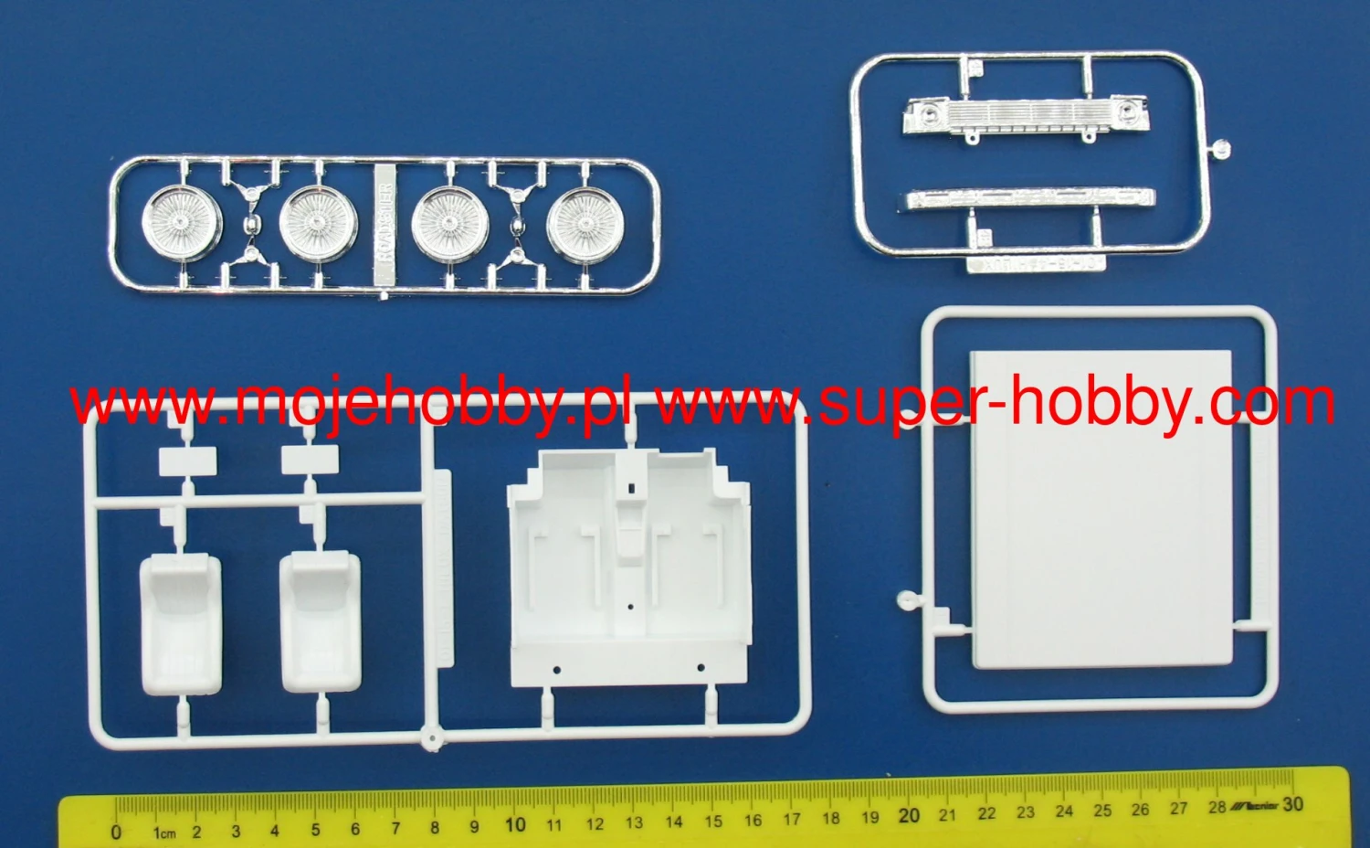 Aoshima 05862 RN30 Hilux Custom `78 Toyota 9 Aoshima 05862 RN30 Hilux Custom `78 Toyota - Image 7