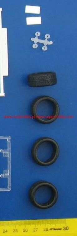 Aoshima 06127 Mazda FD3S RX-7 '96 18 Aoshima 06127 Mazda FD3S RX-7 '96 -Toy Model Store 38626 1 AOS06127 10