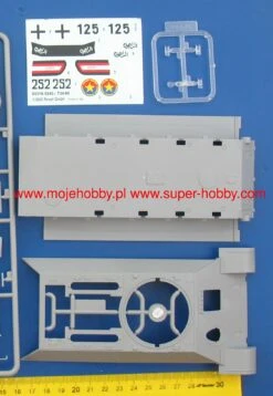 Revell 03319 T-34/85 20 Revell 03319 T-34/85 -Toy Model Store 38630 1 rev03319 2