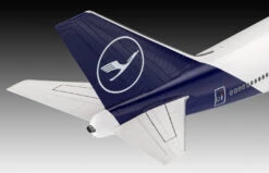 Revell 03891 Boeing 747-8I 'Lufthansa' New Livery 14 Revell 03891 Boeing 747-8I 'Lufthansa' New Livery -Toy Model Store 40674 003 22