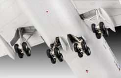 Revell 03891 Boeing 747-8I 'Lufthansa' New Livery 16 Revell 03891 Boeing 747-8I 'Lufthansa' New Livery -Toy Model Store 40674 005 15