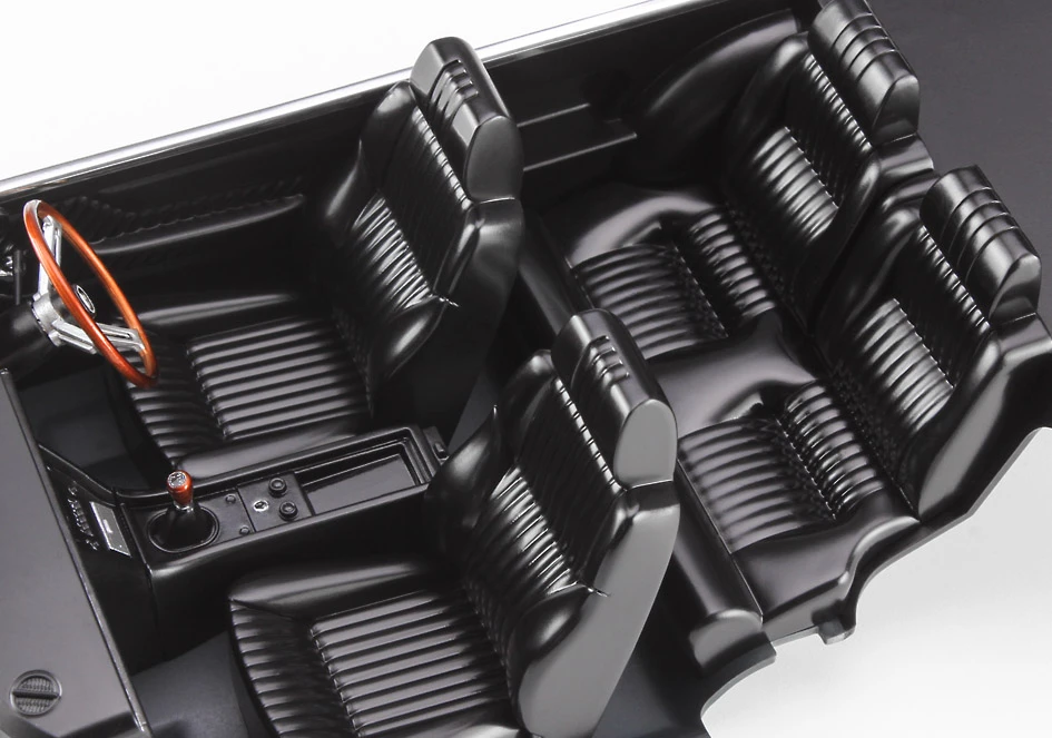 Hasegawa HC44 21144 Isuzu 117 Coupe Early Version (1968) 5 Hasegawa HC44 21144 Isuzu 117 Coupe Early Version (1968) - Image 3