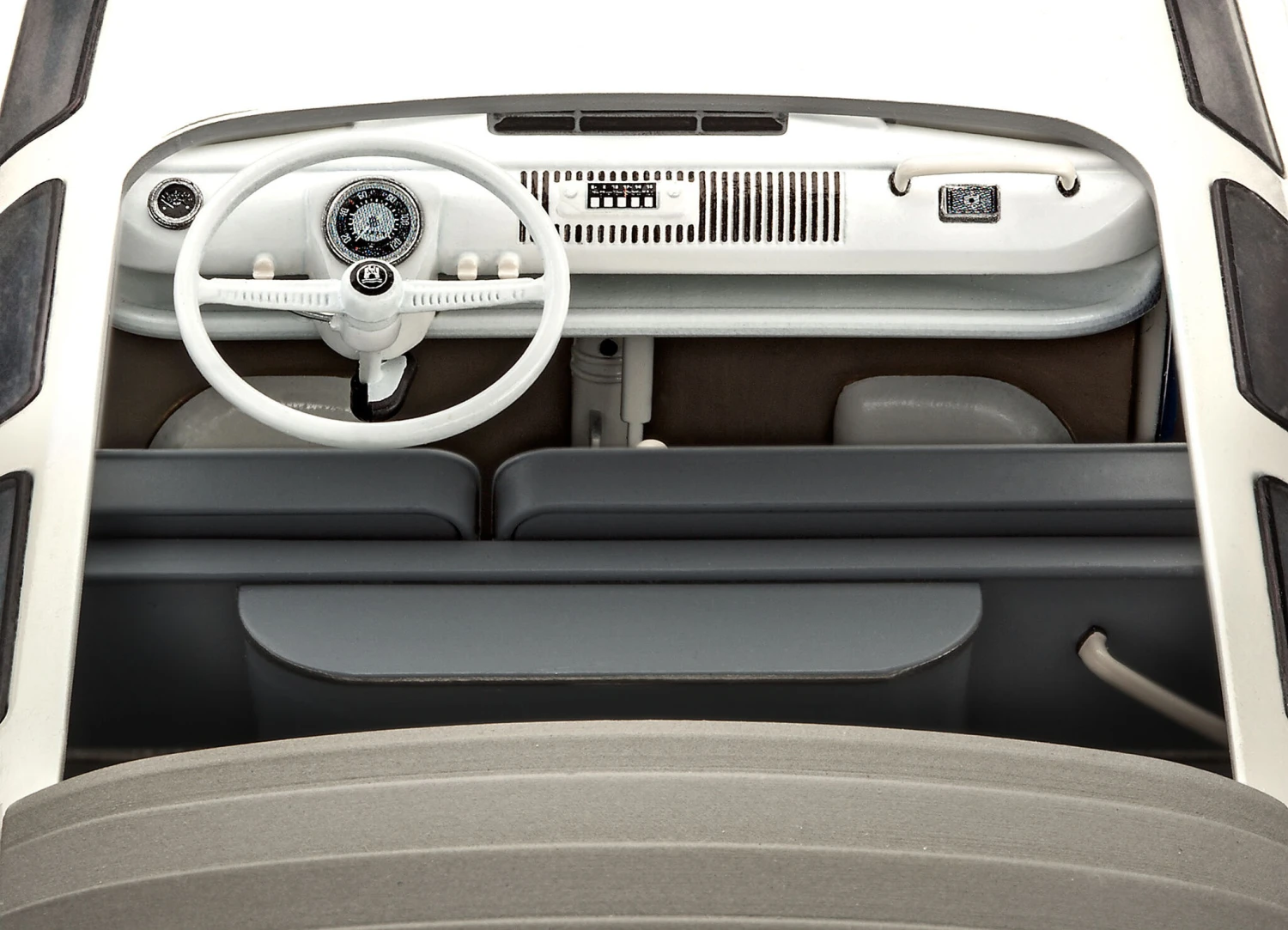 Revell 07009 VW Typ 2 T1 Samba Bus 7 Revell 07009 VW Typ 2 T1 Samba Bus - Image 5