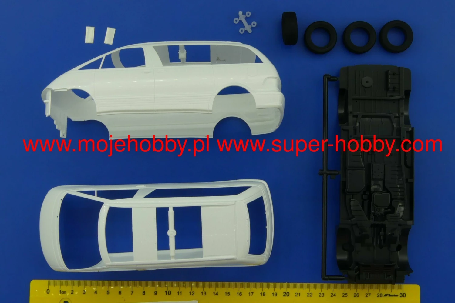 Aoshima 06135 MC#124 Toyota TCR11G Estima Lucida/ Emina '94 10 Aoshima 06135 MC#124 Toyota TCR11G Estima Lucida/ Emina '94 - Image 8