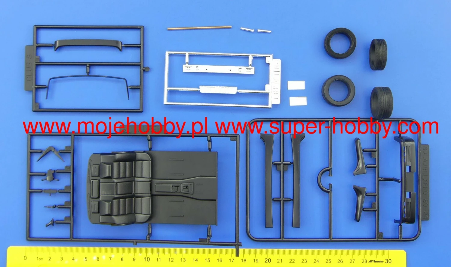 Aoshima 06128 MC#28 Nissan HC33 Laurel Medalist Club L '91 9 Aoshima 06128 MC#28 Nissan HC33 Laurel Medalist Club L '91 - Image 7